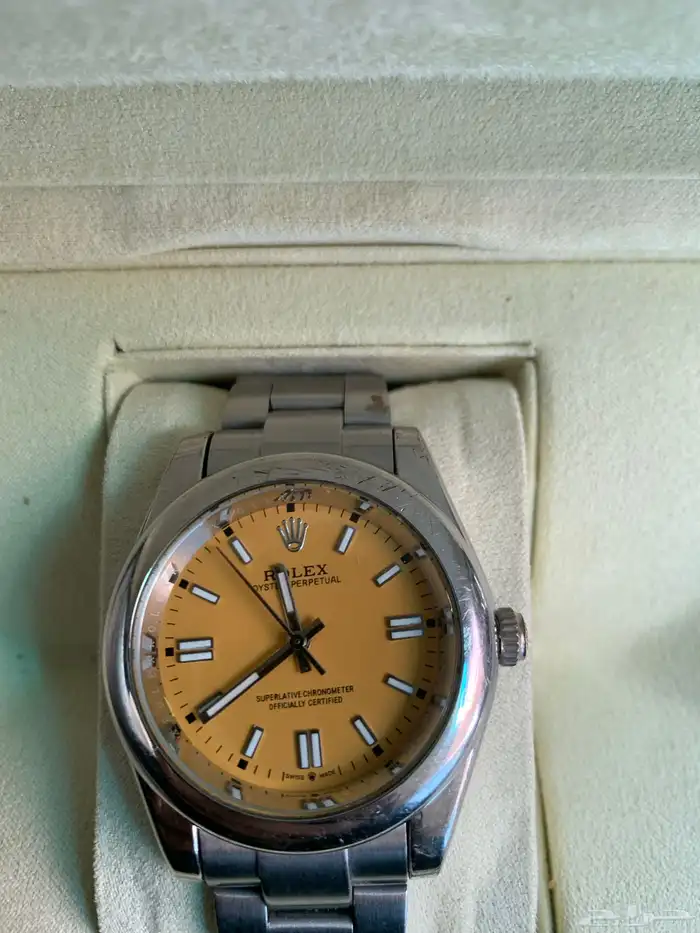 ساعه رولكس اصليه ومعها ضمانها وملحاقتها 1