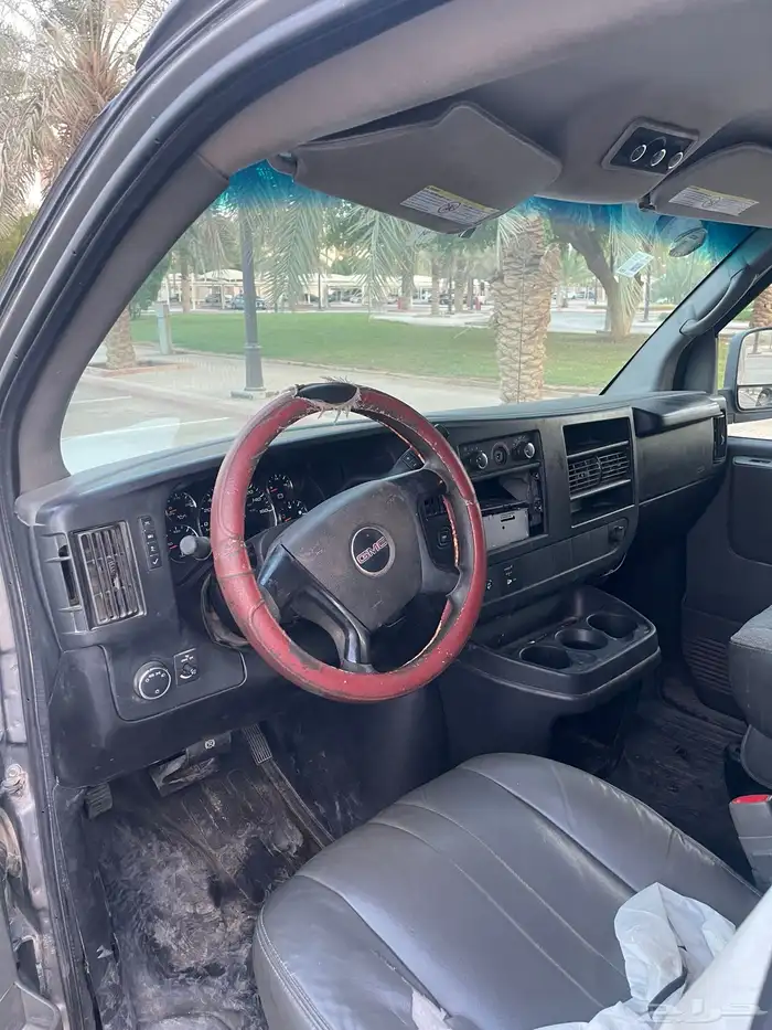 للبيع فان اكسبرس م2011 شفرولية 12 راكب شاص قصير 8