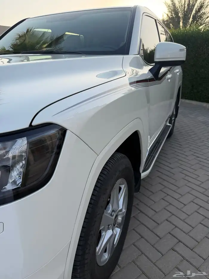 (تم البيع) لاندكروزر جكسار L2 ديزل 2022 16