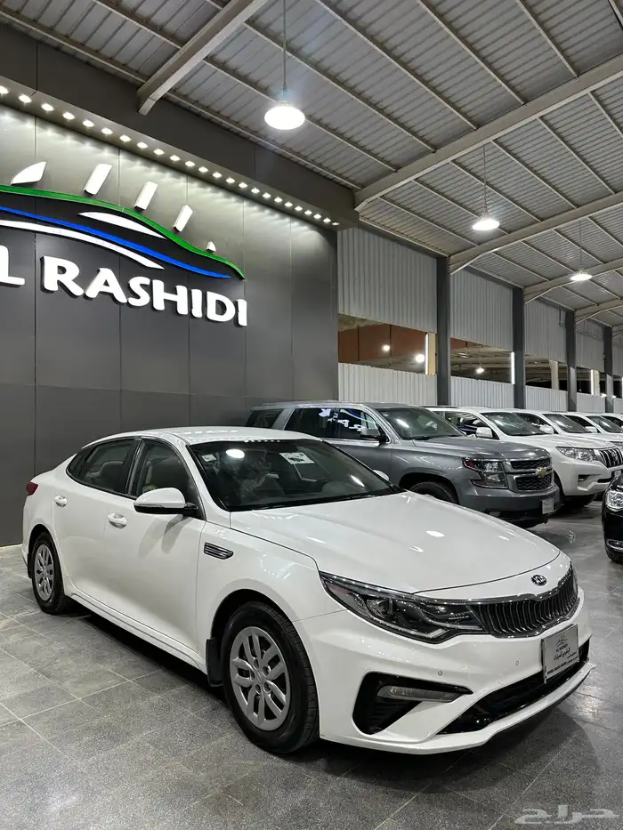 كيا اوبتيما 2020 لؤلؤي لدى معرض(عبيد الرشيدي) 15