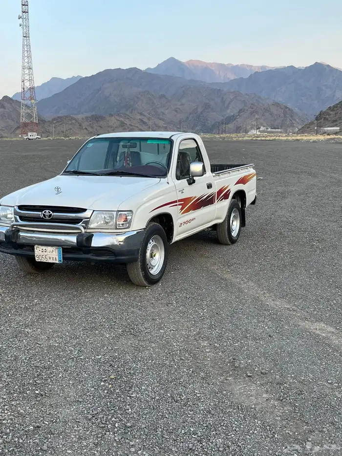 للبيع هايلوكس 2004GL 3