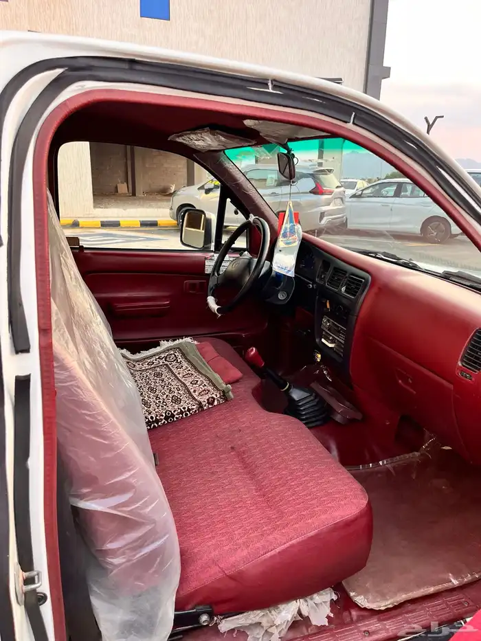 للبيع هايلوكس 2004GL 0