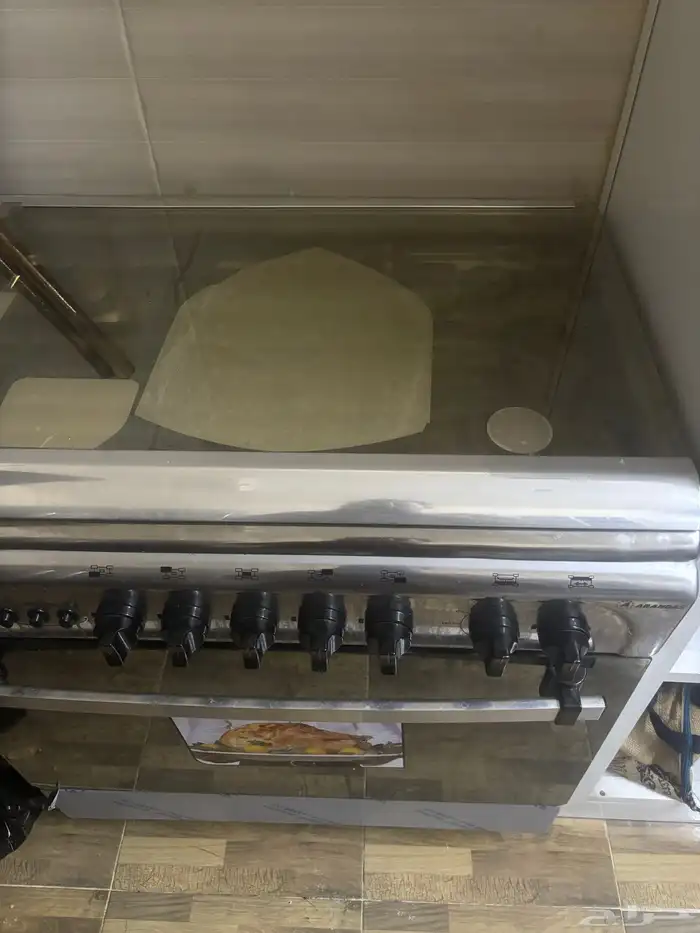 فرن جديد استخدم يومين فقط 3