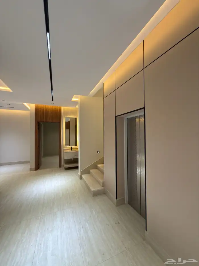 للبيع فلل مودرن بتصميم عصري ابها حى الزهور طريق المحاله ب 10