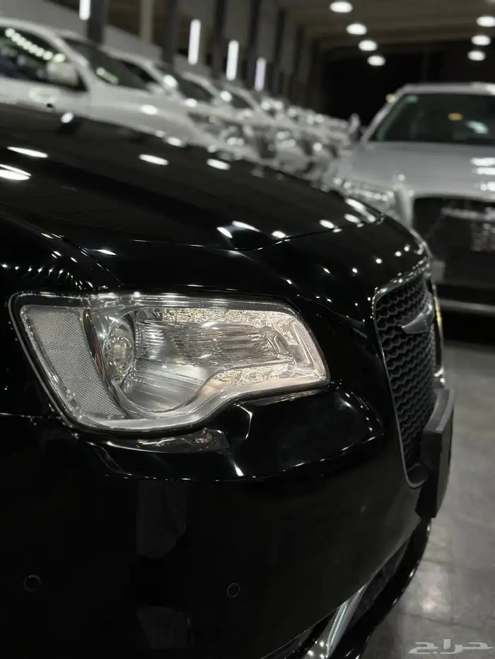 كرايزلر C300 نص فل 2021 هيمي V8 5.7 معرض(عبيد الرشيدي) 16