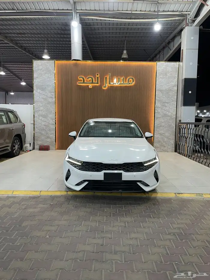 كيا كي5 موديل 2023 ستاندر 1