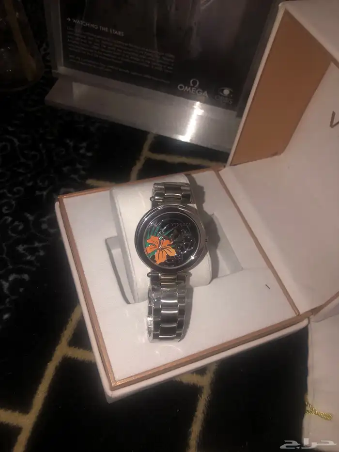 ساعه جديده بعلبتها فيرسس من فيرزاتشي (رجالي-نسائي) مقاس 38 2