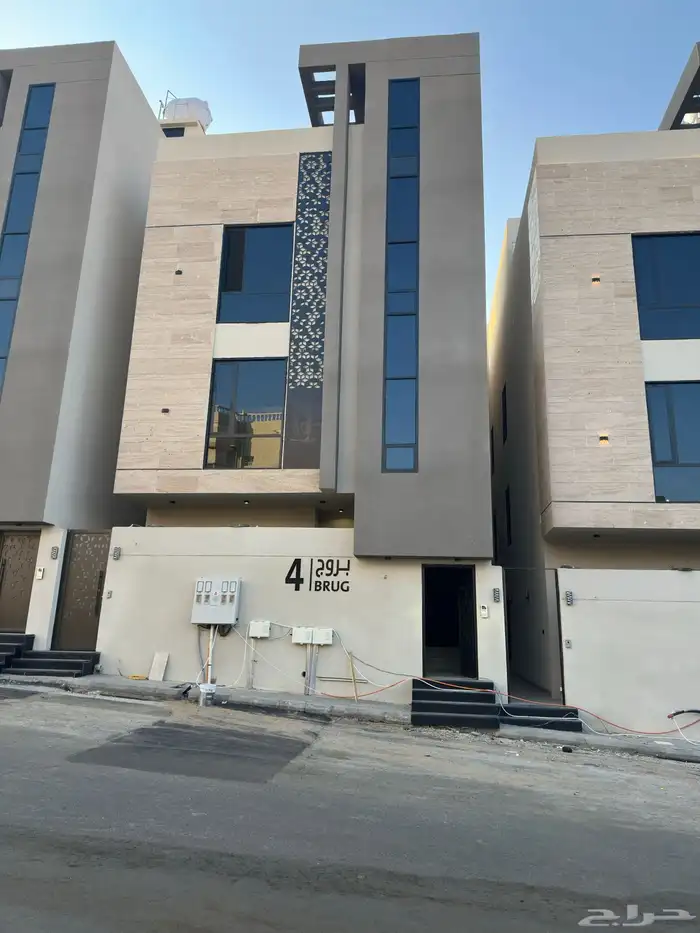 للبيع شقق علوية مع ملاحق حي حسام مكتمل الخدمات 19