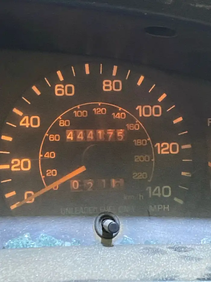 للبيع كامري 97 5