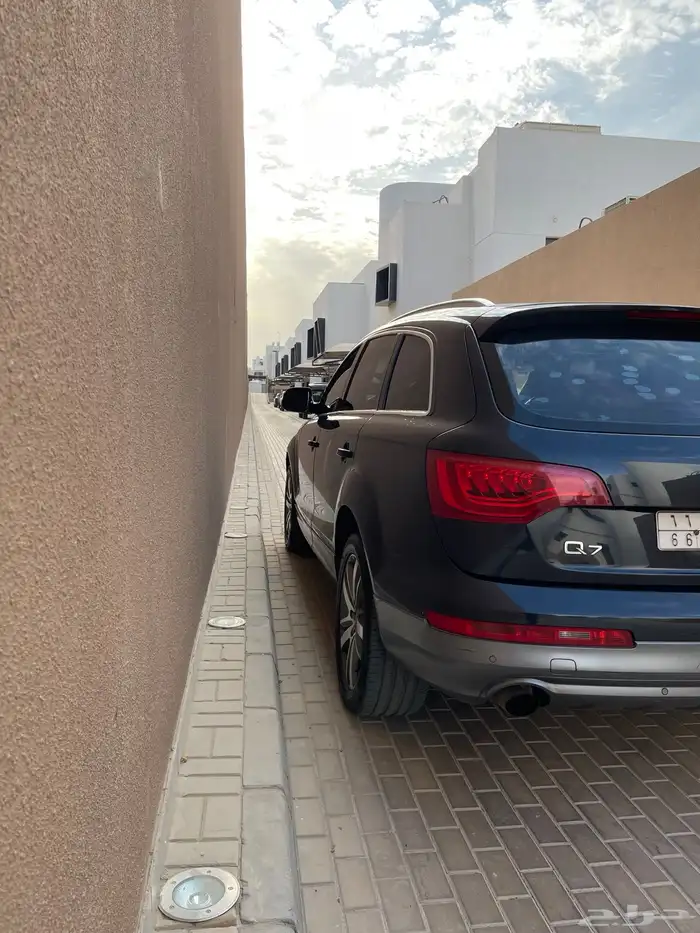 اودي Q7 10