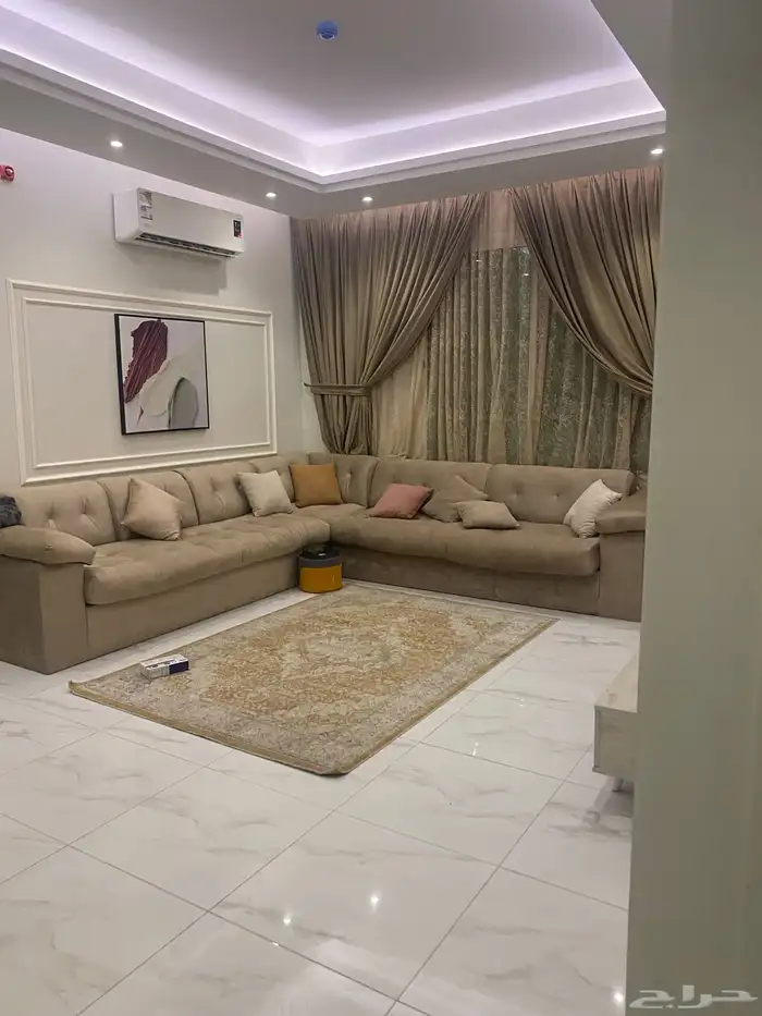 شقة فاخره مفروشه للإيجار السنوى(حى طويق) 5