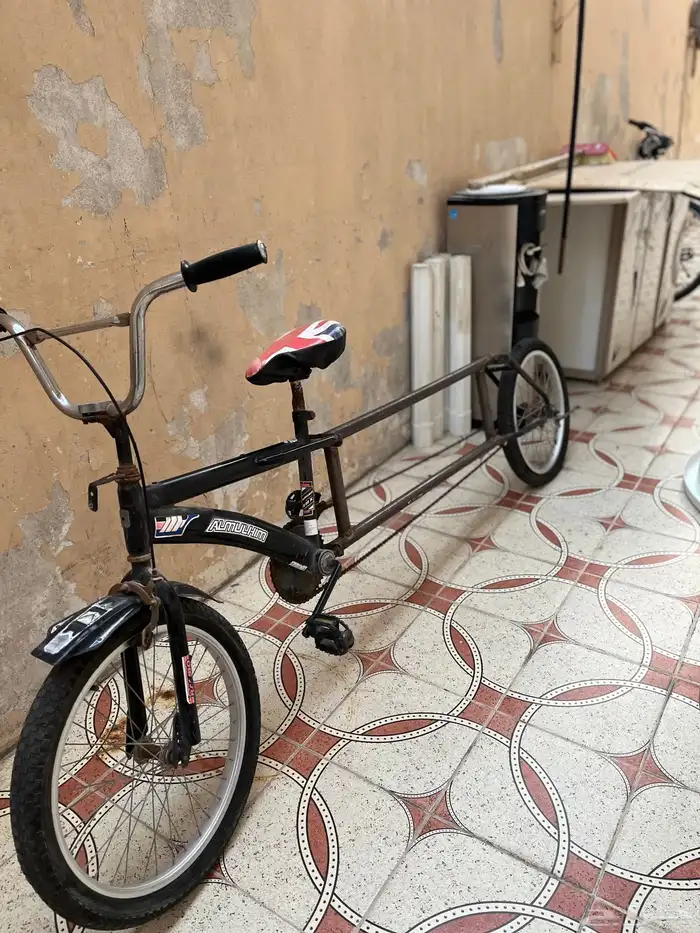 سيكل طويل طوله متر للبيع ب250 ريال يمشي 0