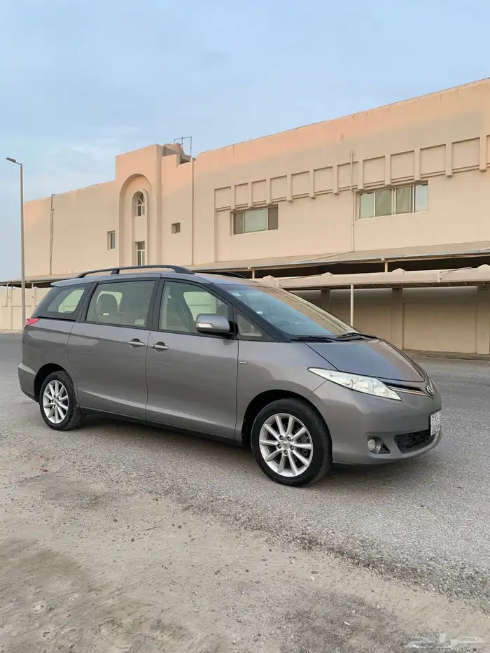 تويوتا بريفيا 2017 1