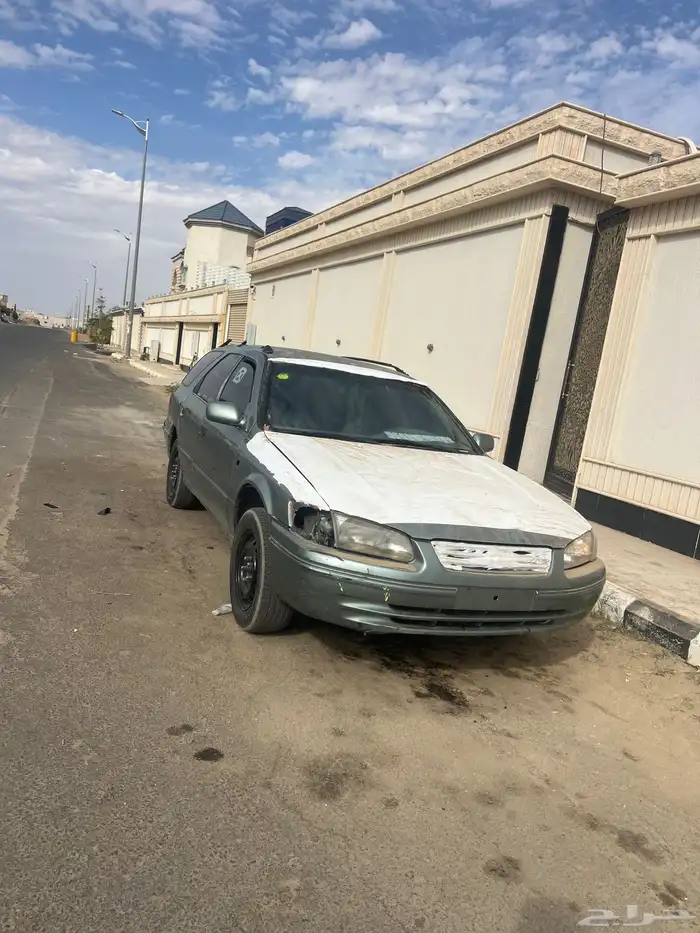 كامري 2002 بدون أوراق 1