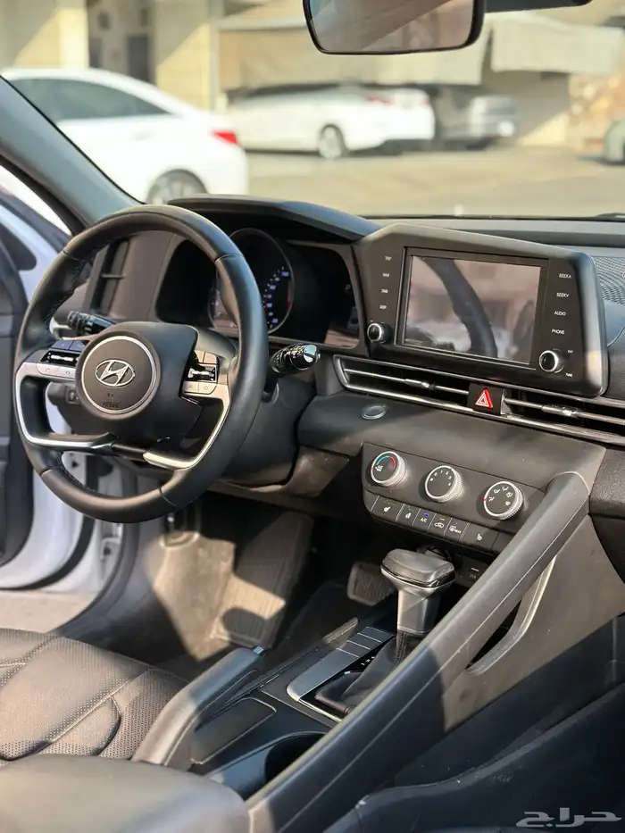 اللنترا 2021 بنزين 29