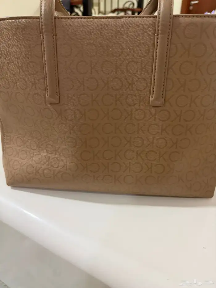 شنطة كالفن كلاين 1