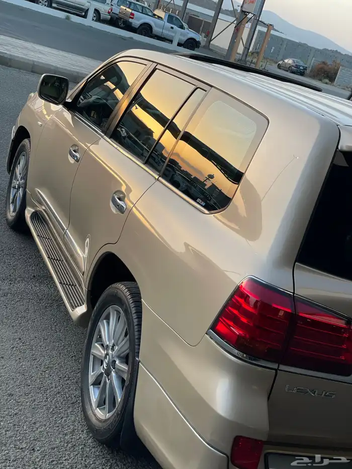 جيب لكزس فل 35