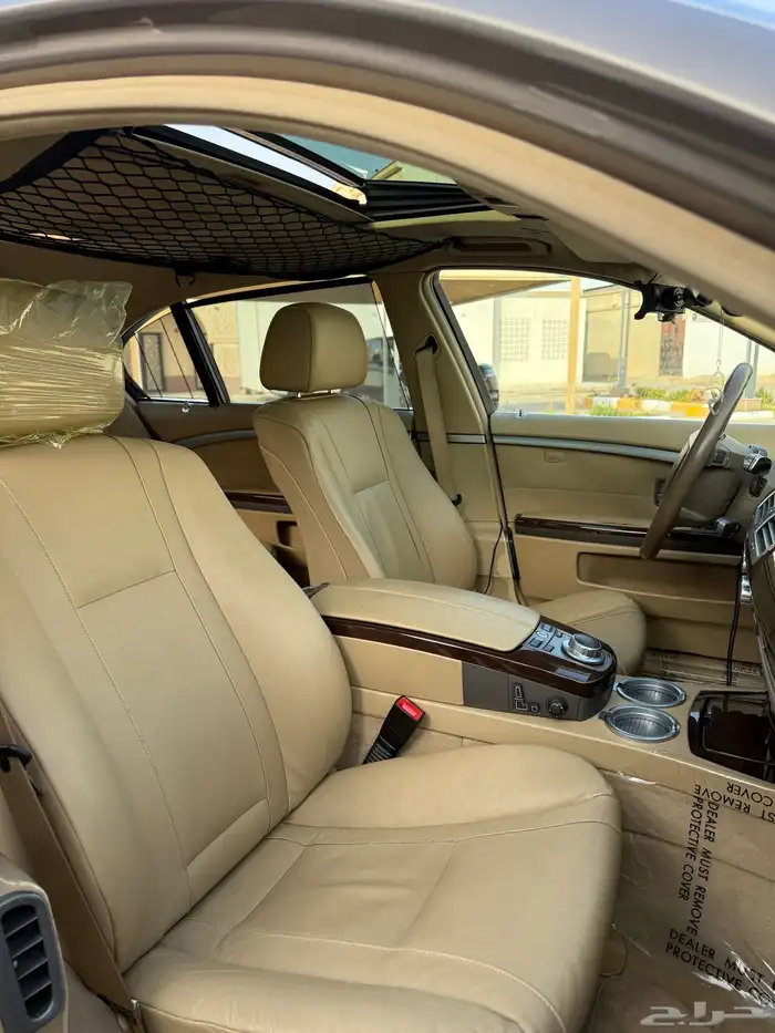 مالك اول مخزن بحالة الوكالة BMW730li 31