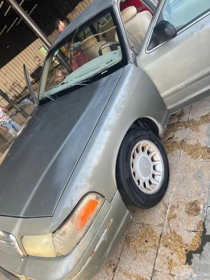 فورد فيكتوريا موديل 2000 0