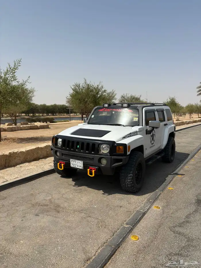 hummer H3 4