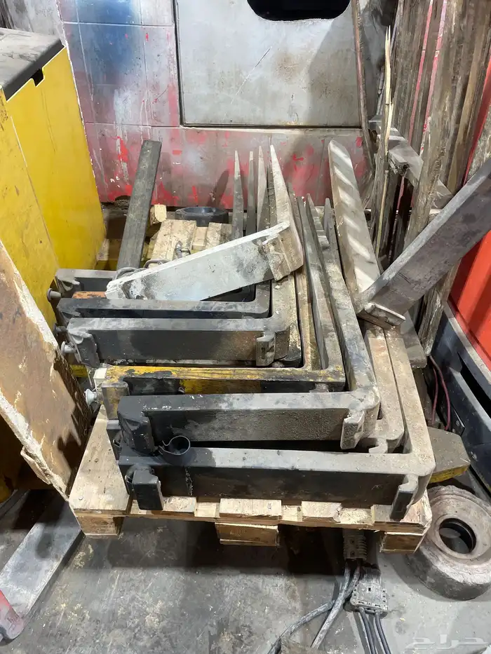 سكاكين او شوك رافعات للبيع 0