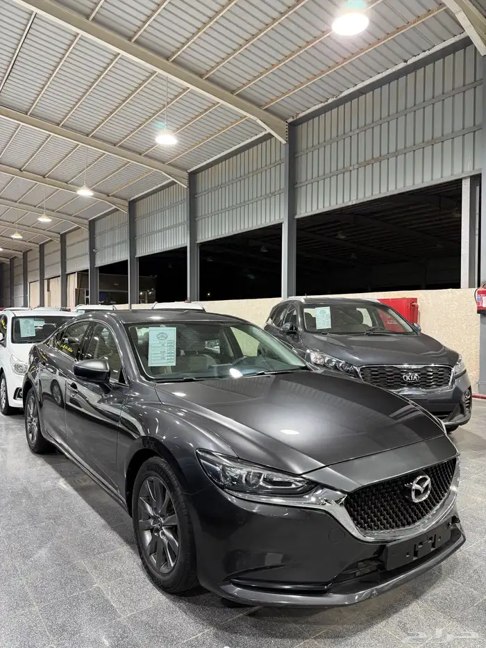 مازدا زوم 6 2020 رمادي معدني معرض(عبيد الرشيدي) 1