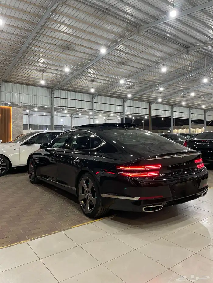 جنسس G80 موديل 2021 رويال 8