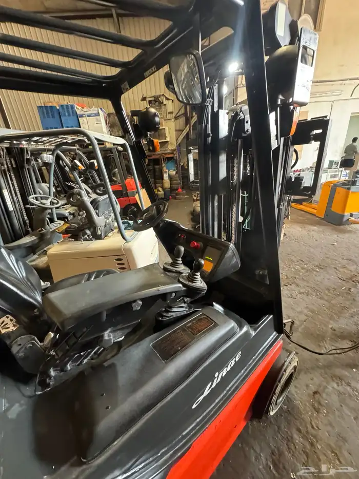 فوركليفت كهربا ليندي الماني للبيع 2013 0