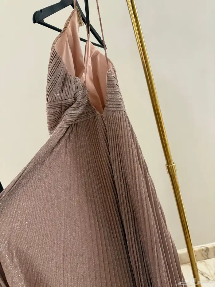 فستان سهرة للمصمم ماك دوقال 4