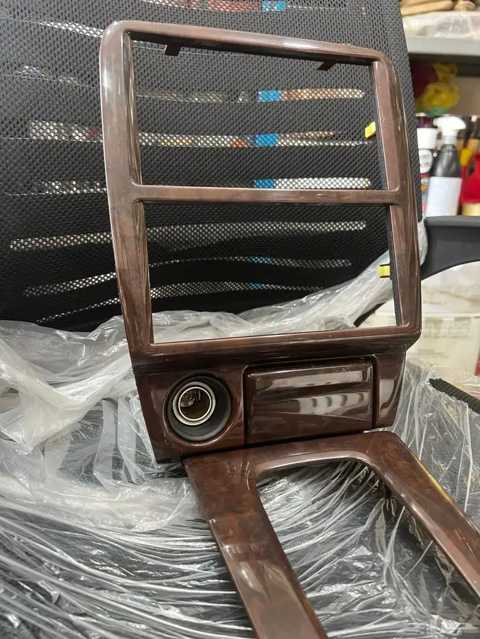 ديكور مسجل مع القير كامري 2002 3