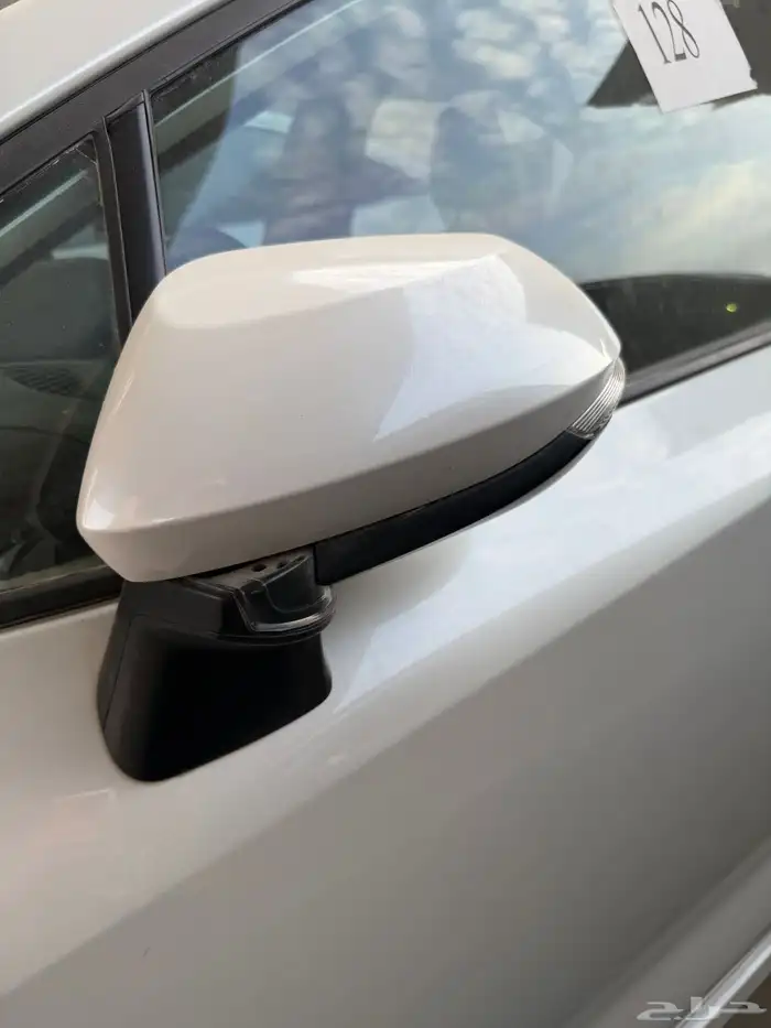 مرايات كرولا اصلية 1