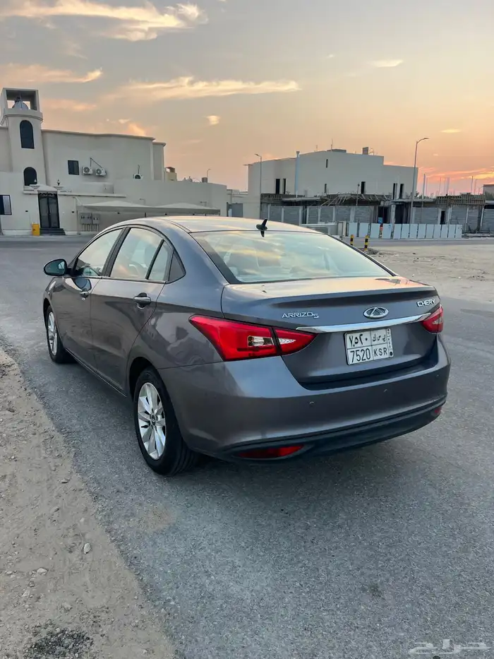 شيري اريزو 5 بودي وكالة 2023 3