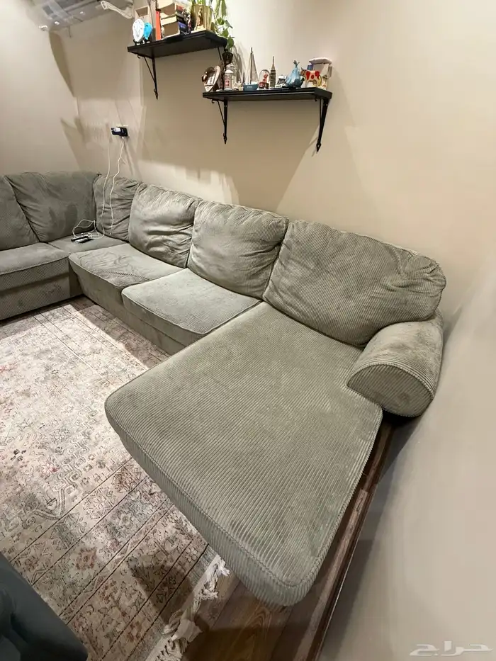 كنب آشلي مستخدم 4