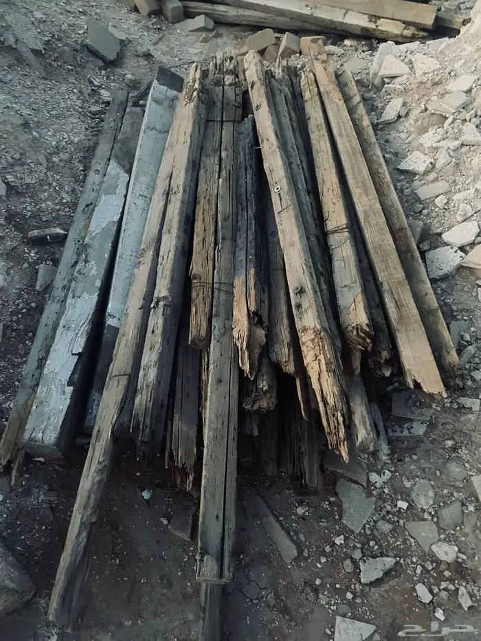 مرابيع للبيع خشب للبيع 5