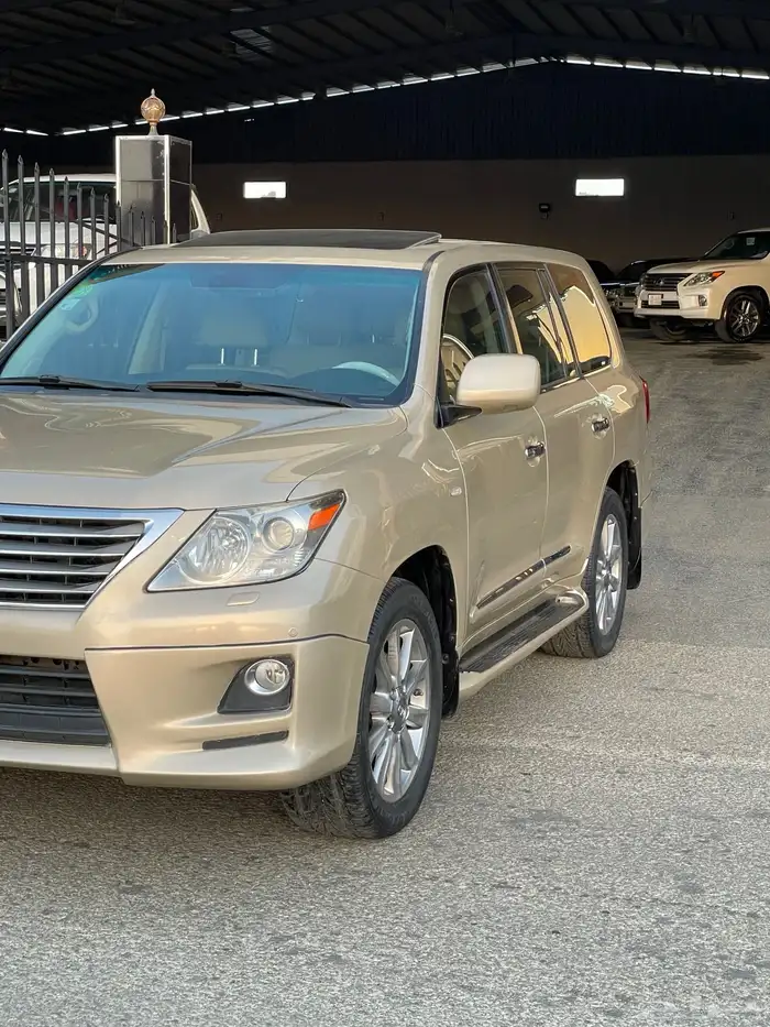 جيب لكزس فل 22