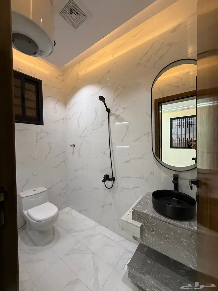 للبيع شقق علويه تشطيب فندقي بمصعد جاهز وسطح خاص بدره الموسي 17