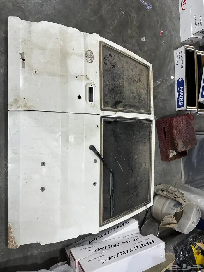 قطع بيبان ربع خلفيه 1