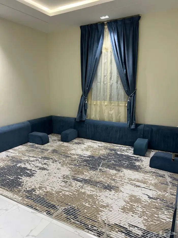 دور مفروش سنة دراسية 5