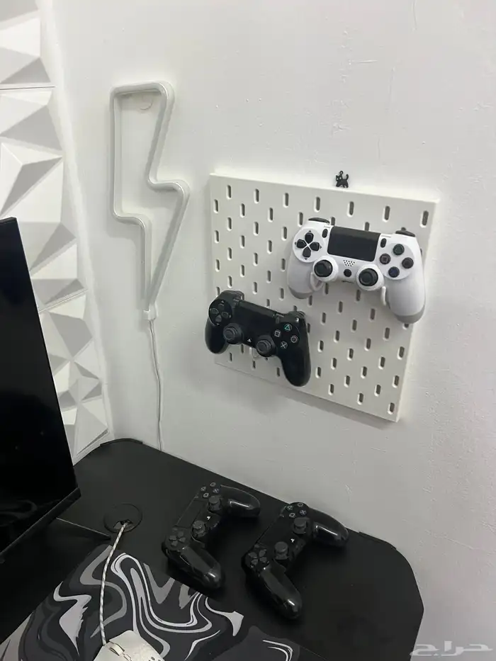 بلاستيشن 4 1