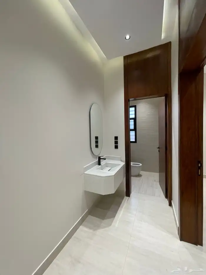 للبيع شقه روف أرضي مع ملحق دوبلكس بالمحاله ابها 18