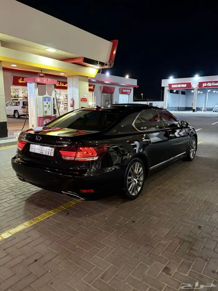 لكزس LS460L اسود 2013 نظيف جدا 16