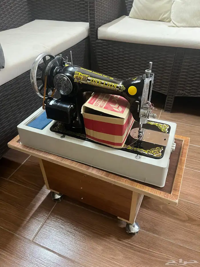 ماكينة خياطة 1