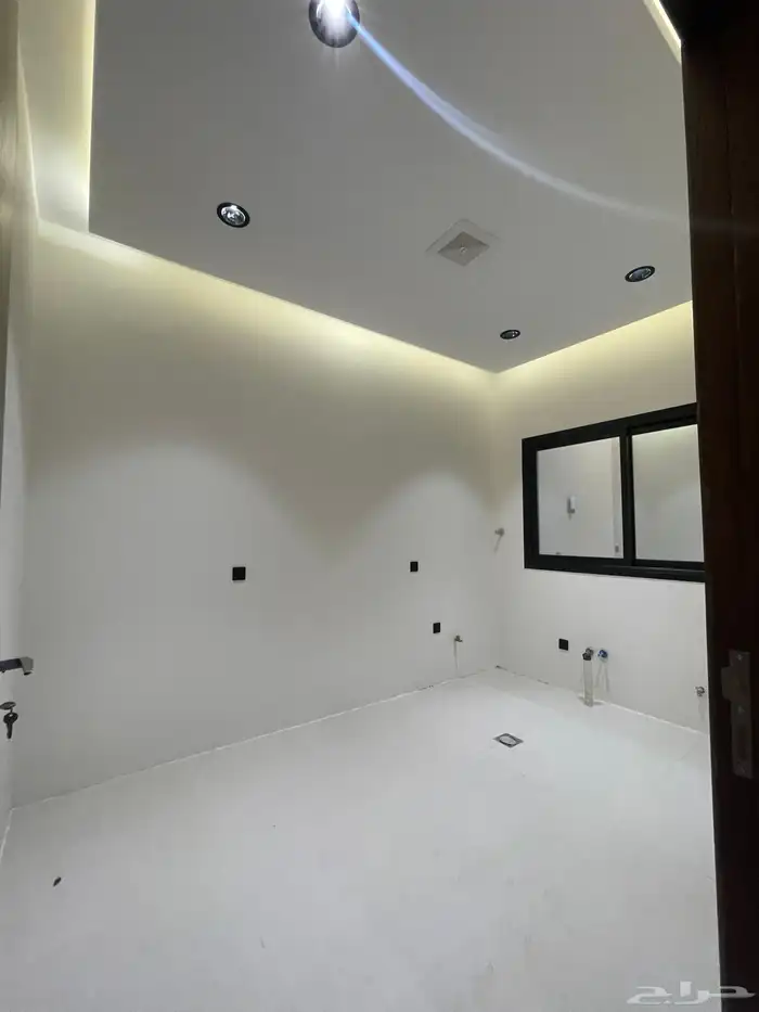 للبيع فيلا دوبلكس تشطيب راقي بحي الضيافه خميس مشيط 8