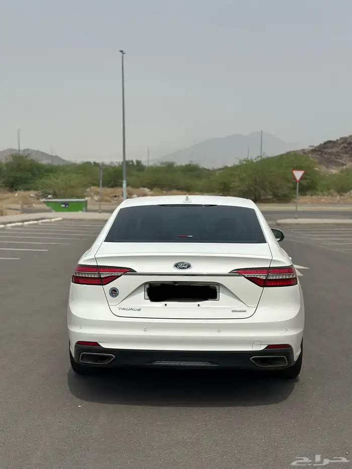 فورد توروس 4