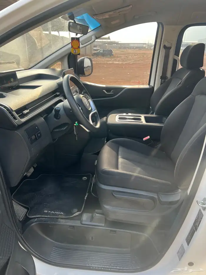 فان هونداي ستاريا 9