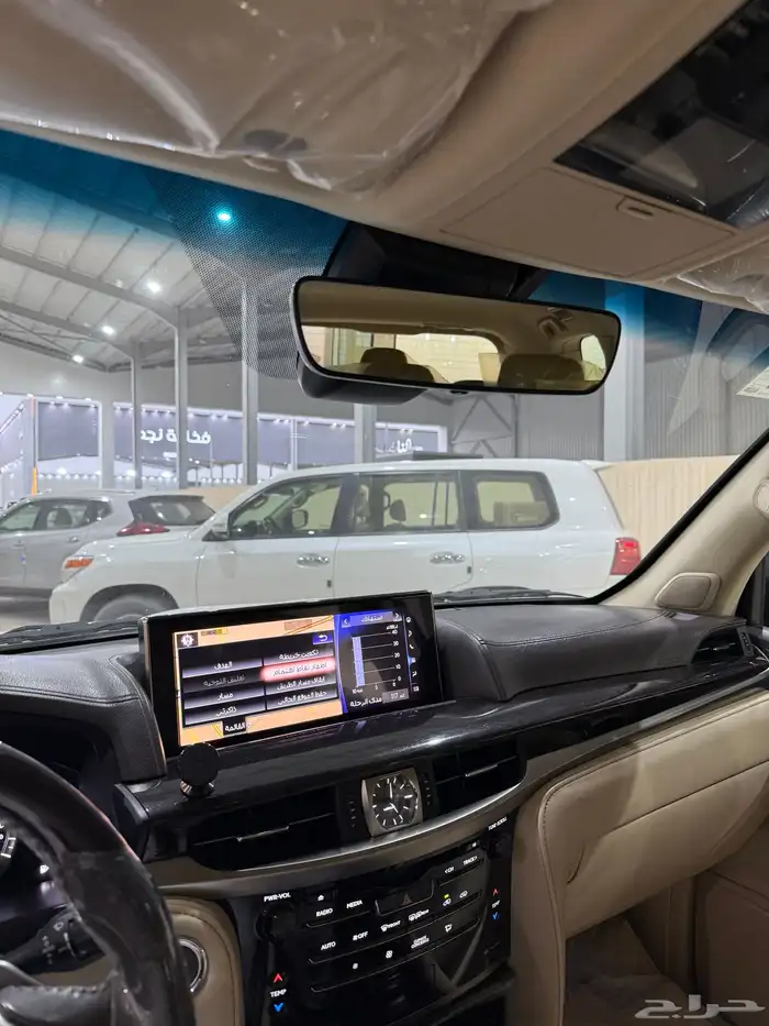 لكزس LX 570 2017 فل كامل DD بودي وكالة 26