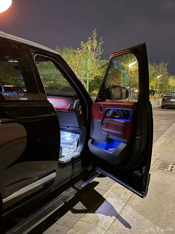 رنج روفر اوتوبايوقرافي 2018 الناغي 22