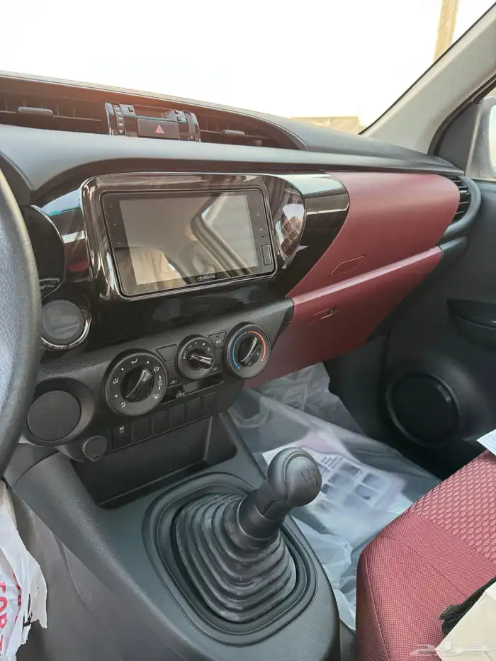 هايلوكس غماره 2023 فل كامل اصفار 50