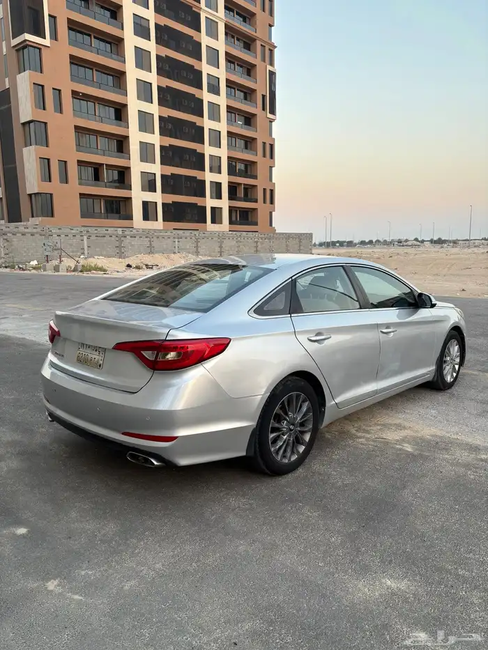 للبيع سوناتا 2015 4