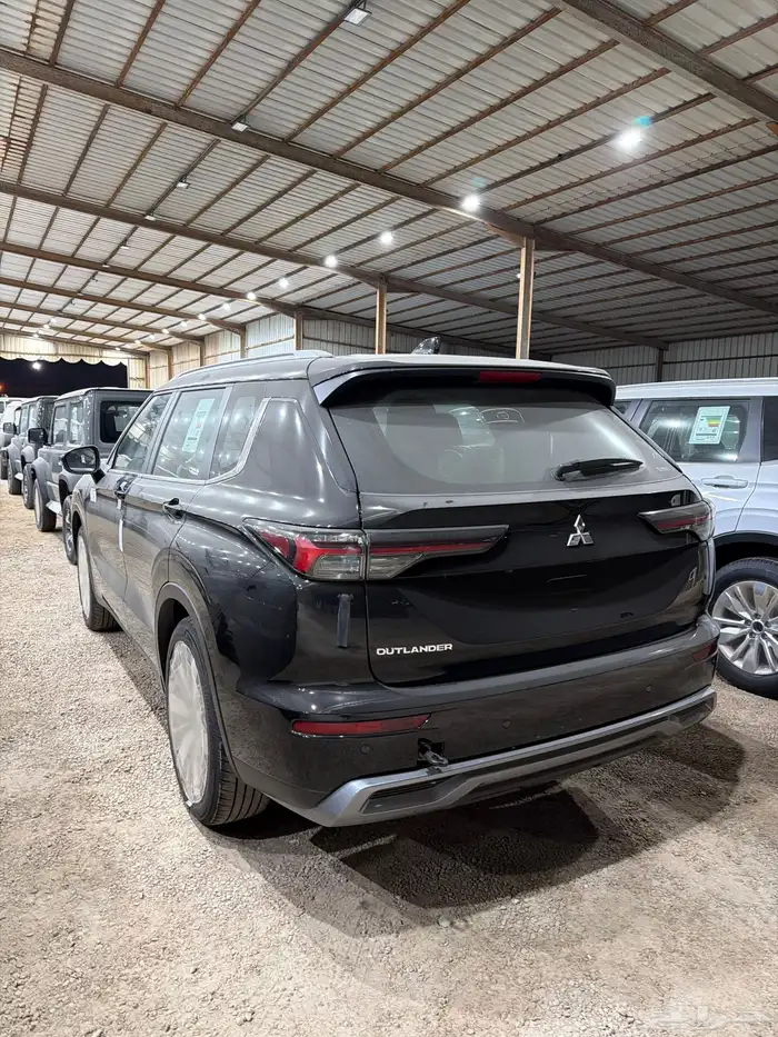 ميتسوبيشي اوتلاندر 2026 نص فل بلس ب 121900 عرض خاص حصري 18
